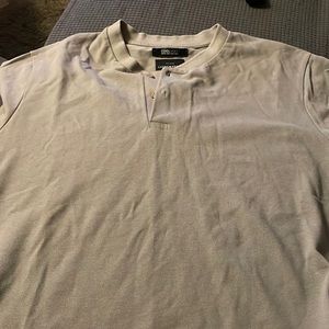 Men’s large Lucky Brand shirt.